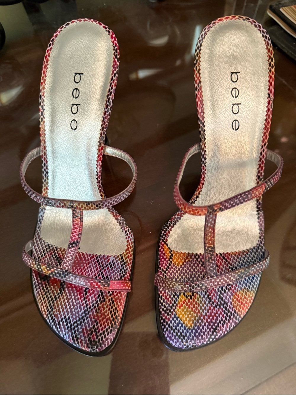 VTG bebe Women's Multi-Color Snakeskin-Print Leather Strappy Heels Size 7.5 NEW - Picture 4 of 16